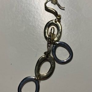 Tommy Bahama earrings